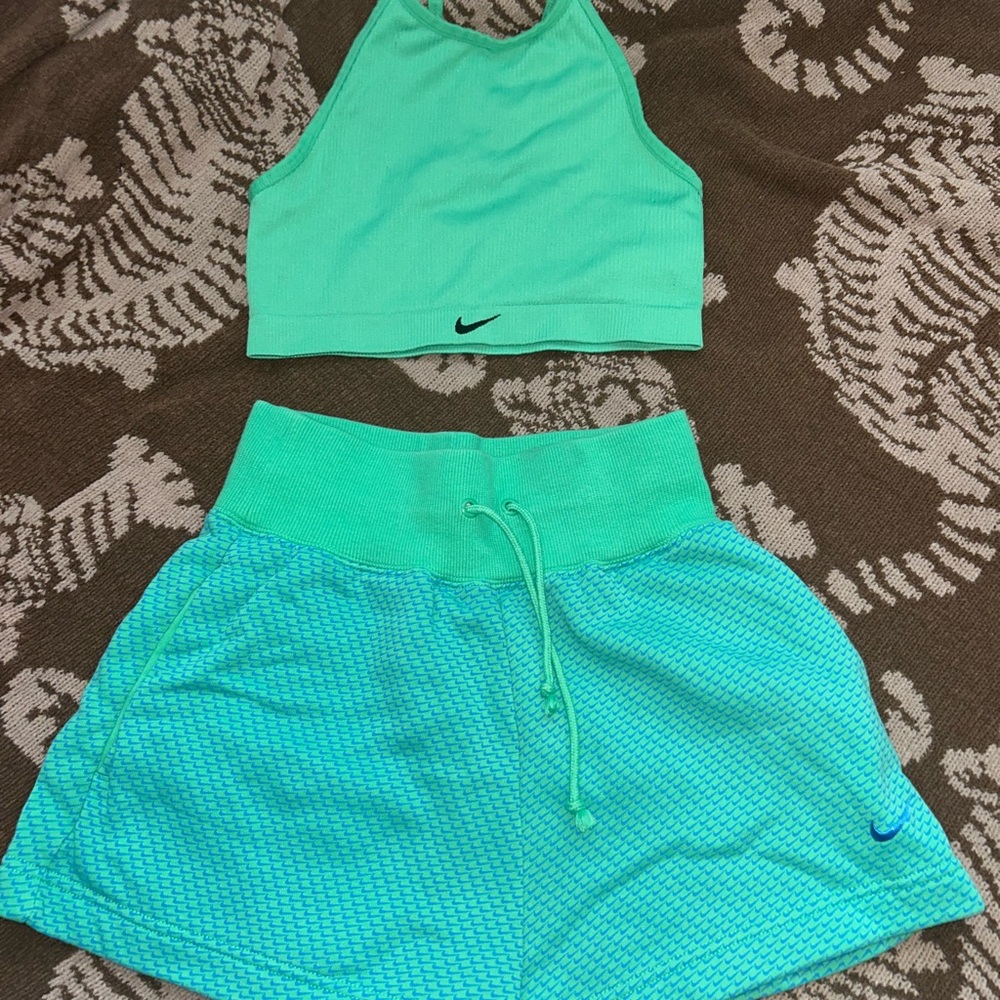 Nike Green Workout Matching Set